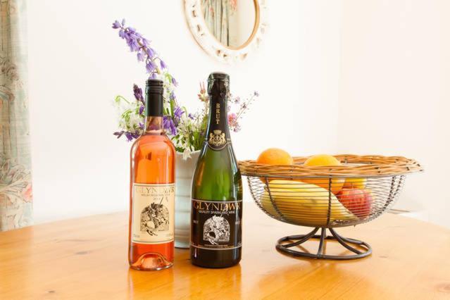 Glyndwr Vineyard Hotel Cowbridge Eksteriør billede